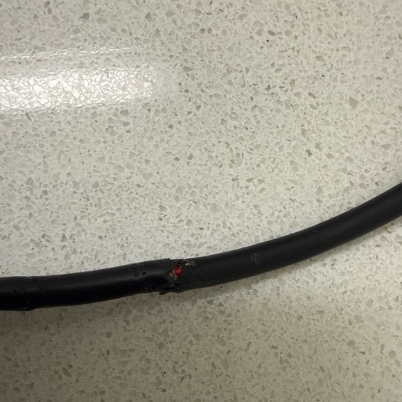 Black USB-C to Lightning Cable - Picture 8 of 9